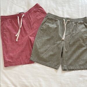 Banana Republic 2 prs Men's Shorts sz Med Red and Gray